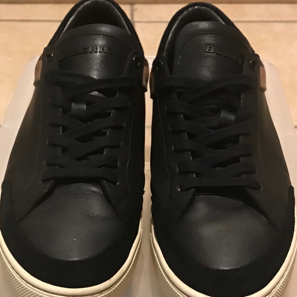Burberry sneakers